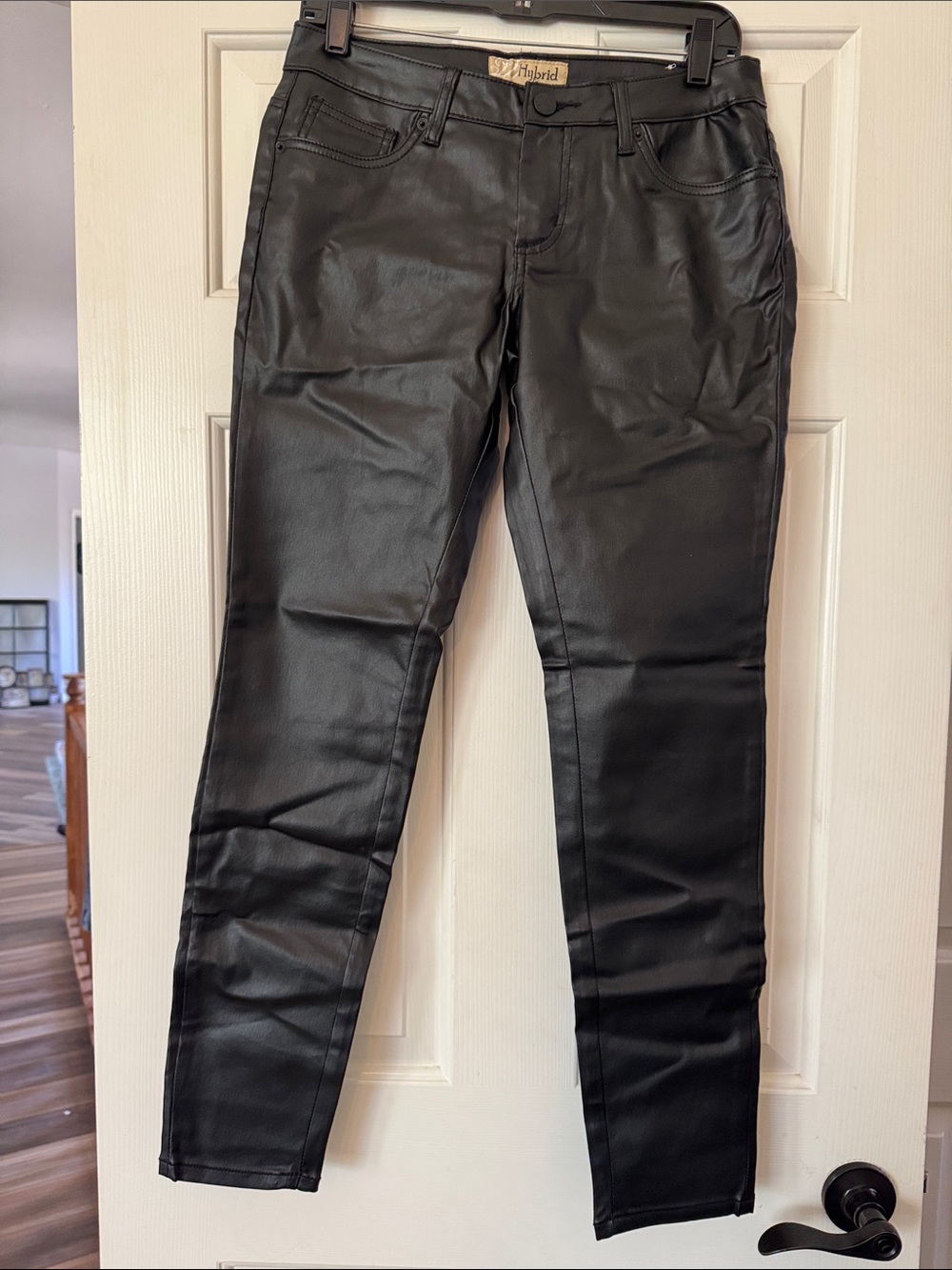 Hybrid & company Black Faux Leather Skinny Jeans